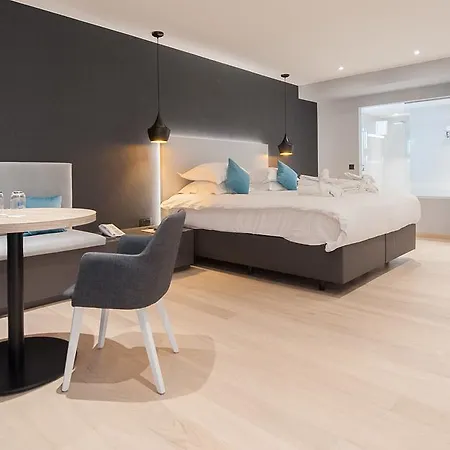 C-hotels Andromeda 4* אוסטנדה
