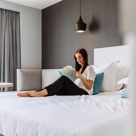 C-hotels Andromeda מלון