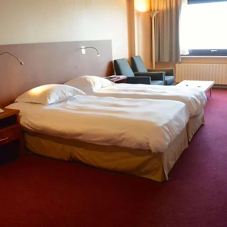 C-hotels Andromeda מלון