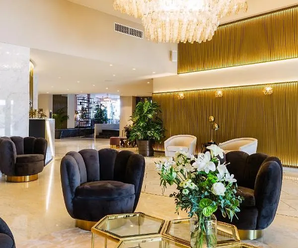 C- 호텔스 안드로메다 4*