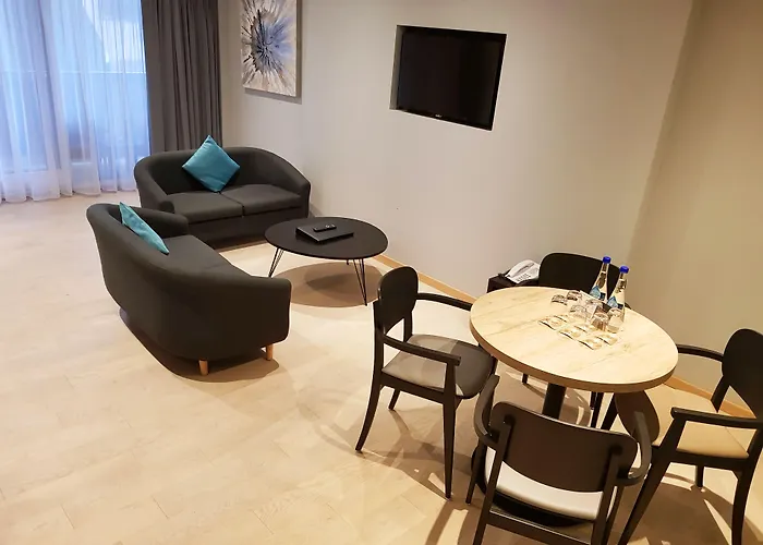 호텔 C- 호텔스 안드로메다 4*