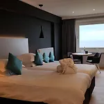 C- 호텔스 안드로메다